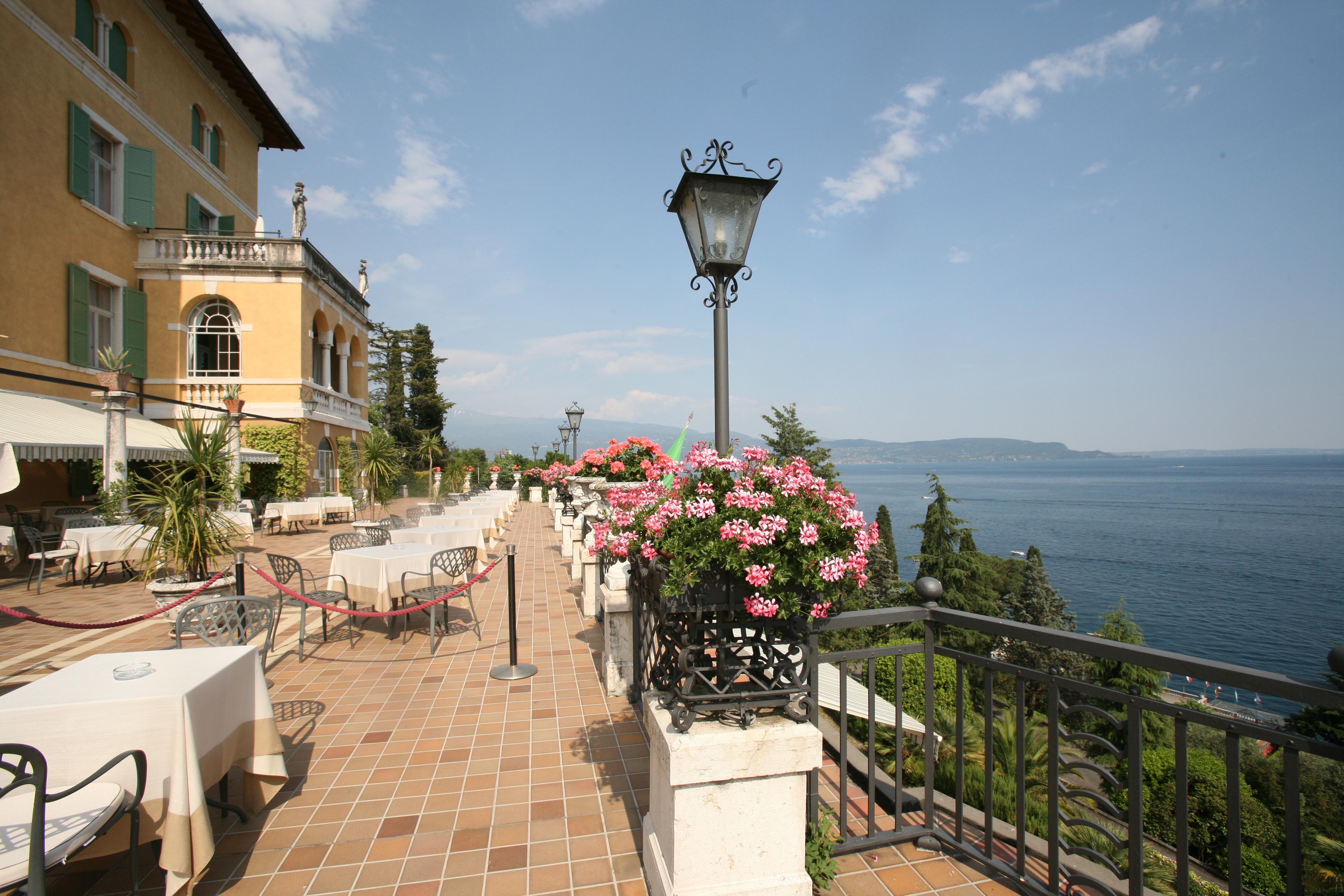 Hotel Villa Del Sogno Гардоне Ривьера Экстерьер фото