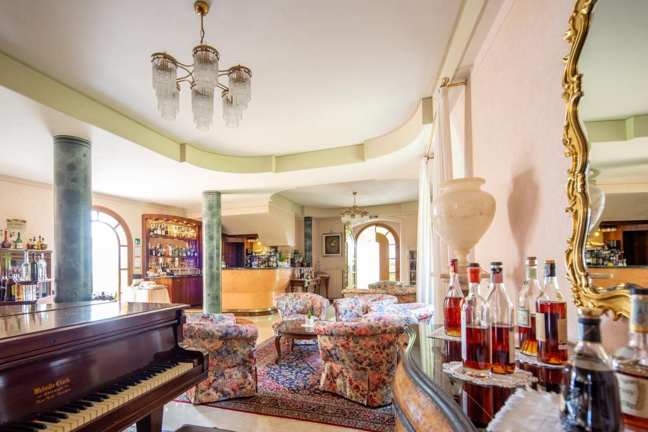 Hotel Villa Del Sogno Гардоне Ривьера Экстерьер фото